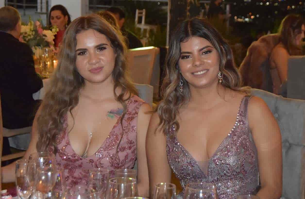 Muy guapas