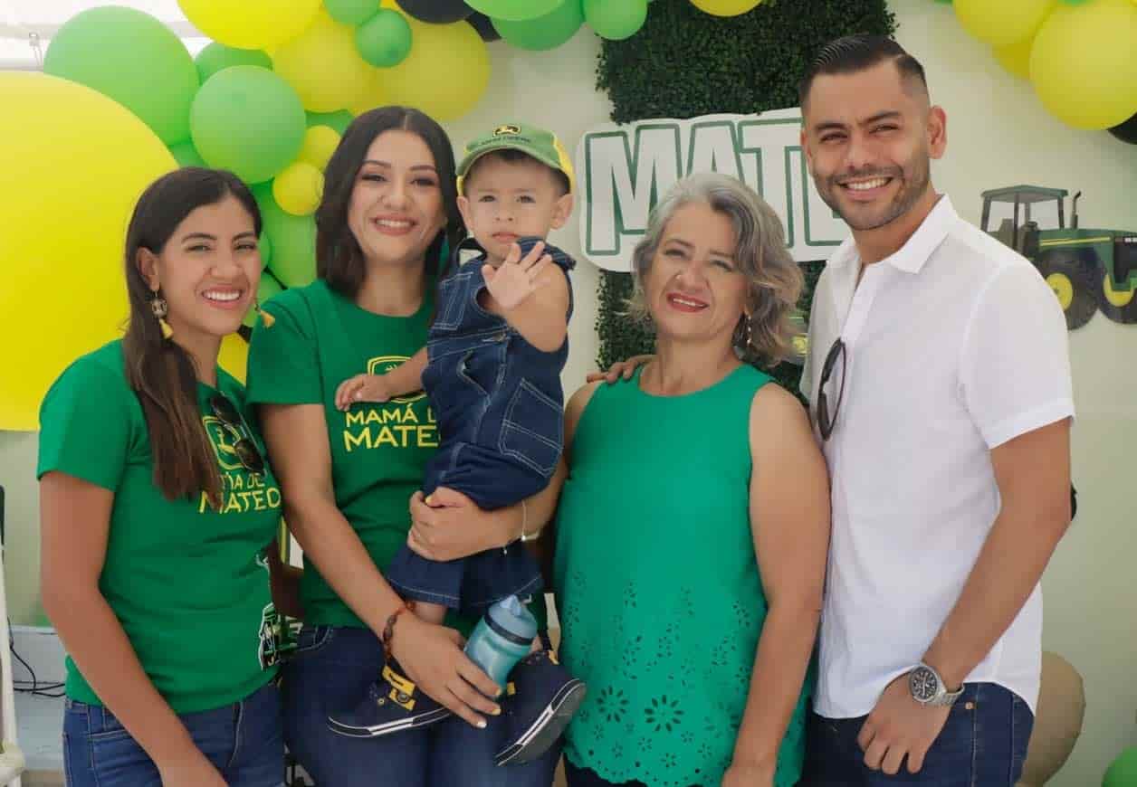 Ingrid, Andrea, Mateo, Marina y He´ctor
