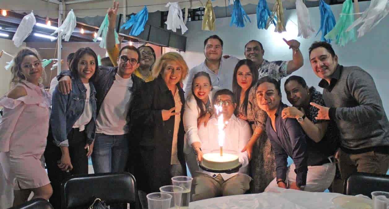 Le cantaron “Las mañanitas”