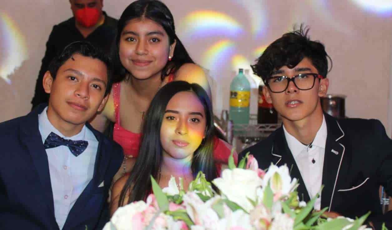 Diego, Majo, Alejandra y Nicola´s