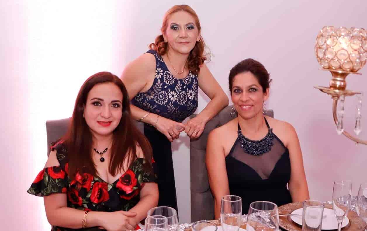 Rafaela, Claudia y Mo´nica