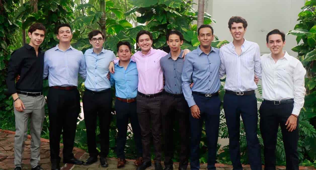 Felices por su amistad