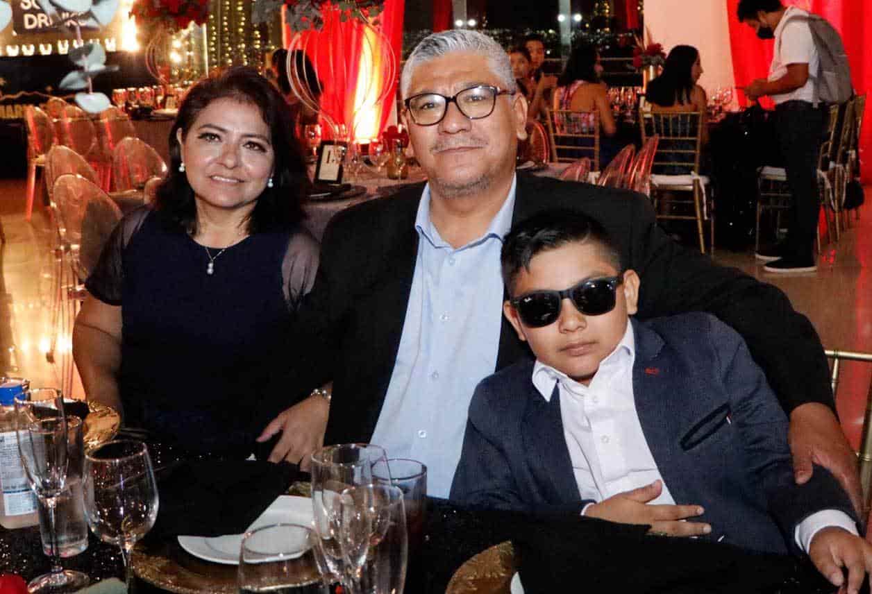 Hayath, Manuel y Santiago
