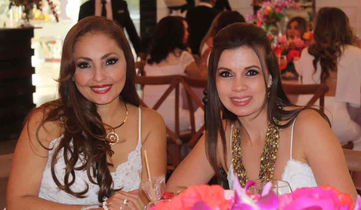 Patricia y Roxana