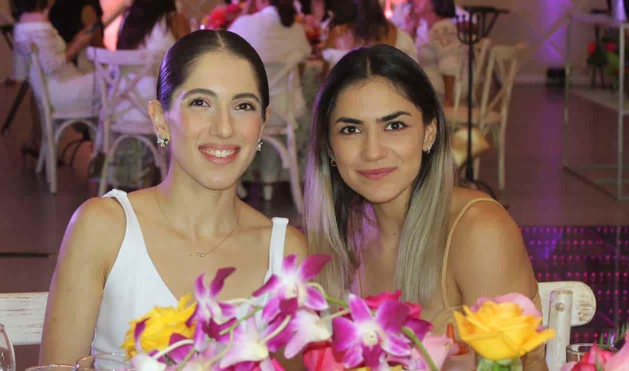Ange´lica y Raquel