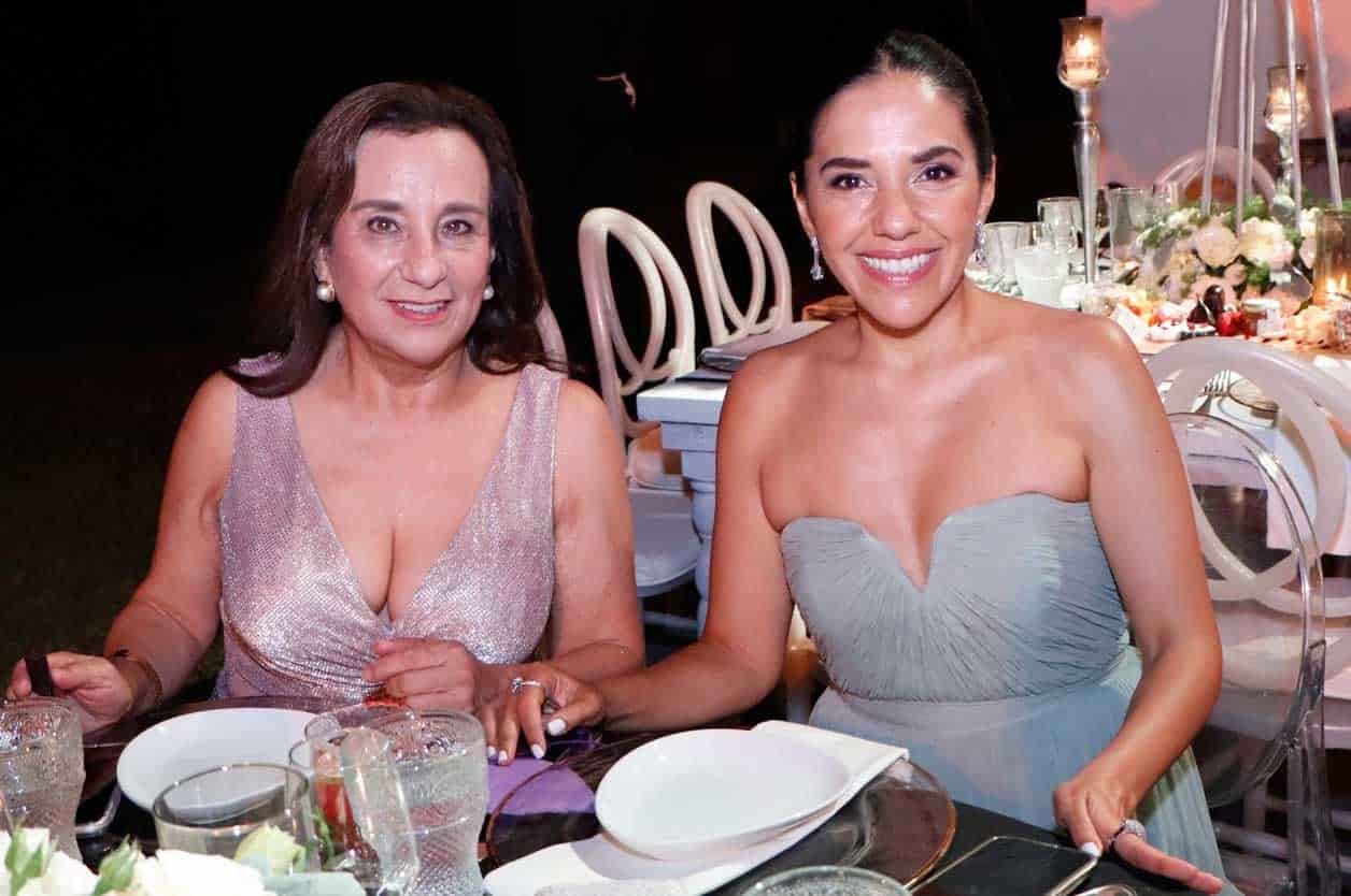 Elena y Lupita