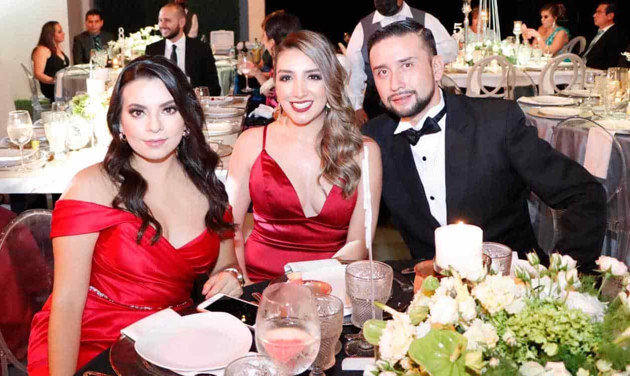 Ange´lica, Grace y Luis