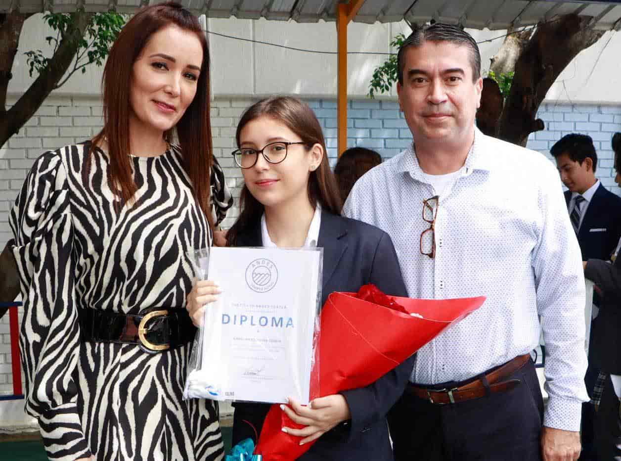 Caro con sus papa´s