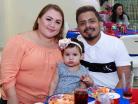 Karla, Carolina y Sergio