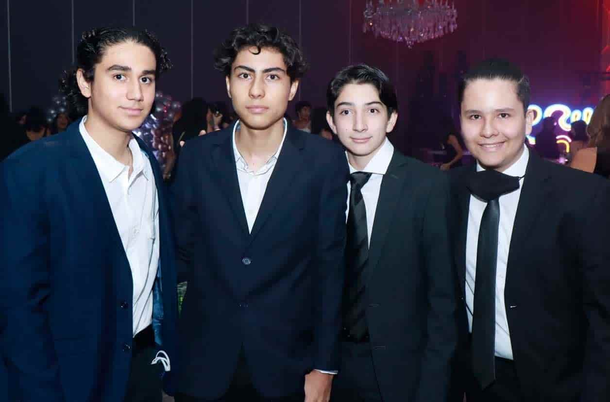 Fer, Rafael, Iván y Diego