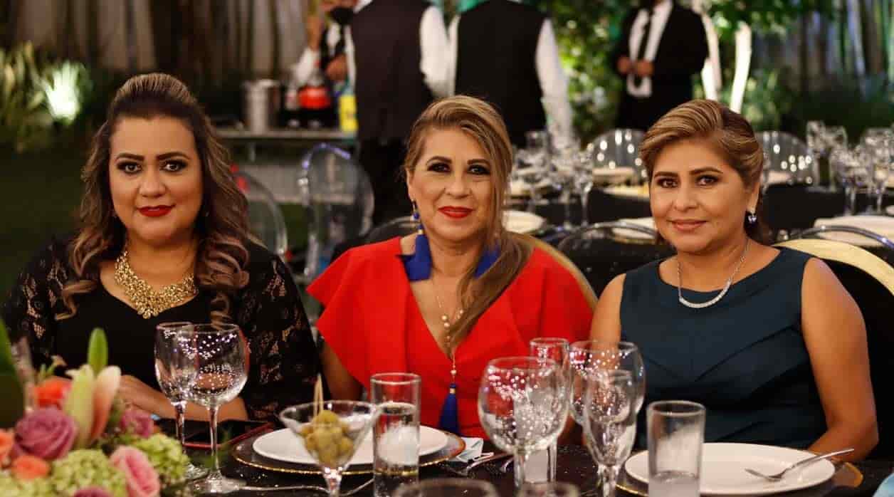 Carmina, Gladys y Maribel