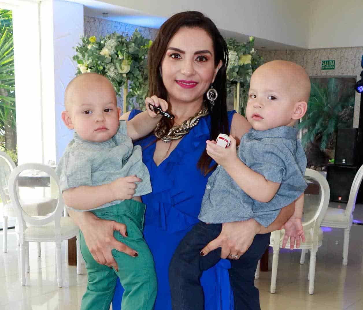 Ana Lilia con sus peques