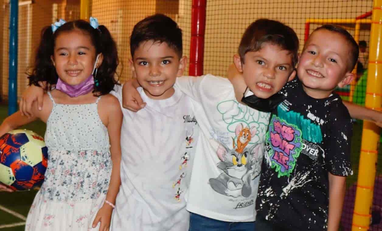 Se divirtieron jugando