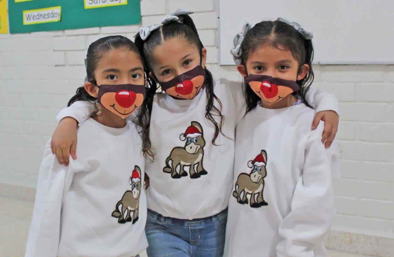 Mari´a, Estefany y Safira