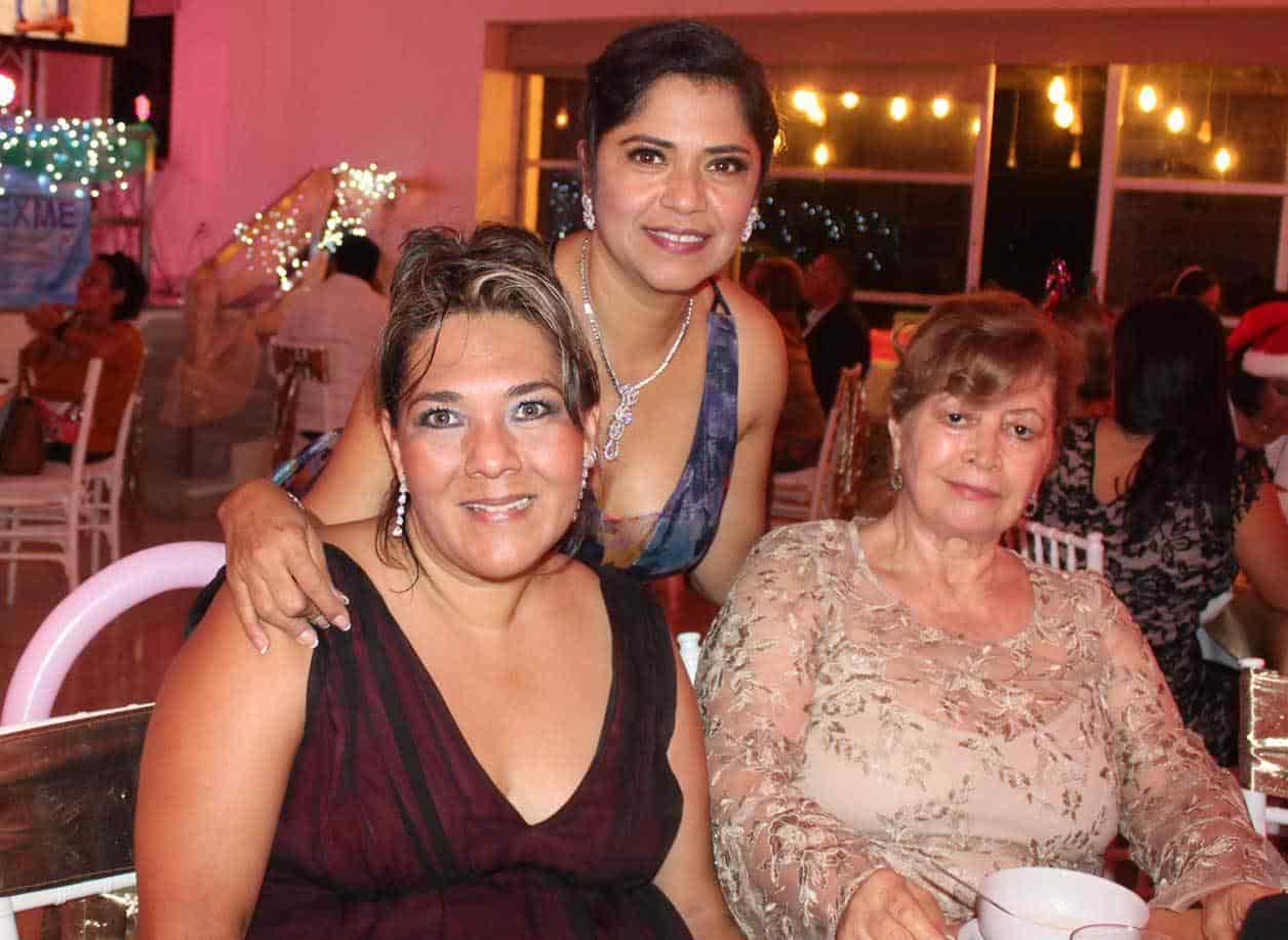Elsa, Ruth y Martha