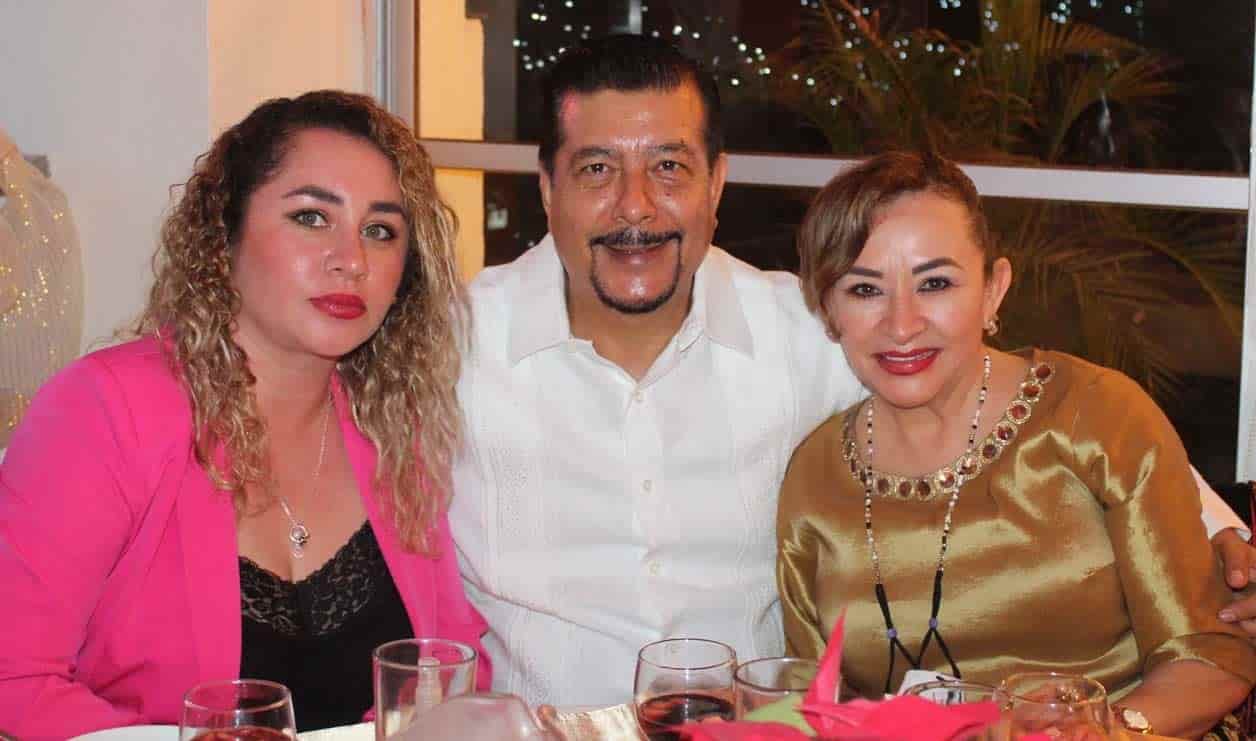 Felices de haber asistido