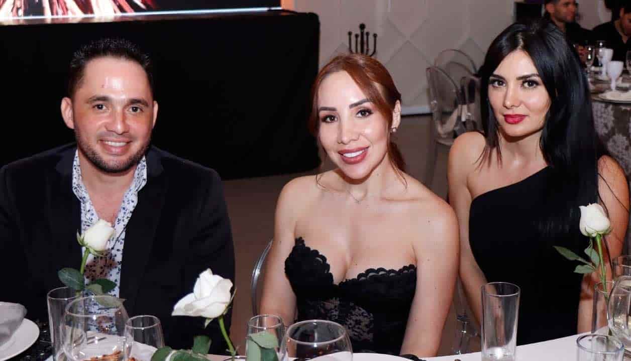 A´ngel, Xóchitl y Karla