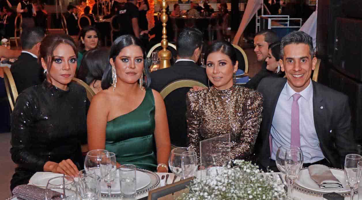 Lilia, Michelle, Jatziti y Ton~o