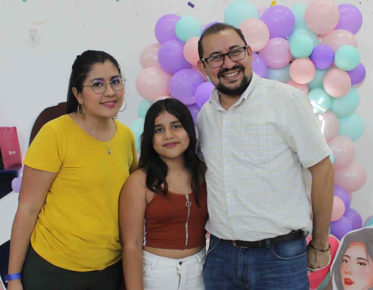 Estefany, Alexa y Ce´sar