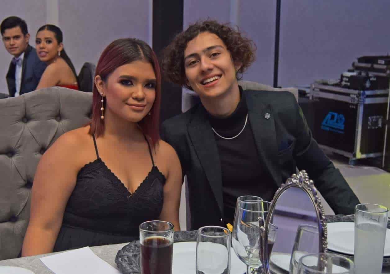 La pasaron increi´ble