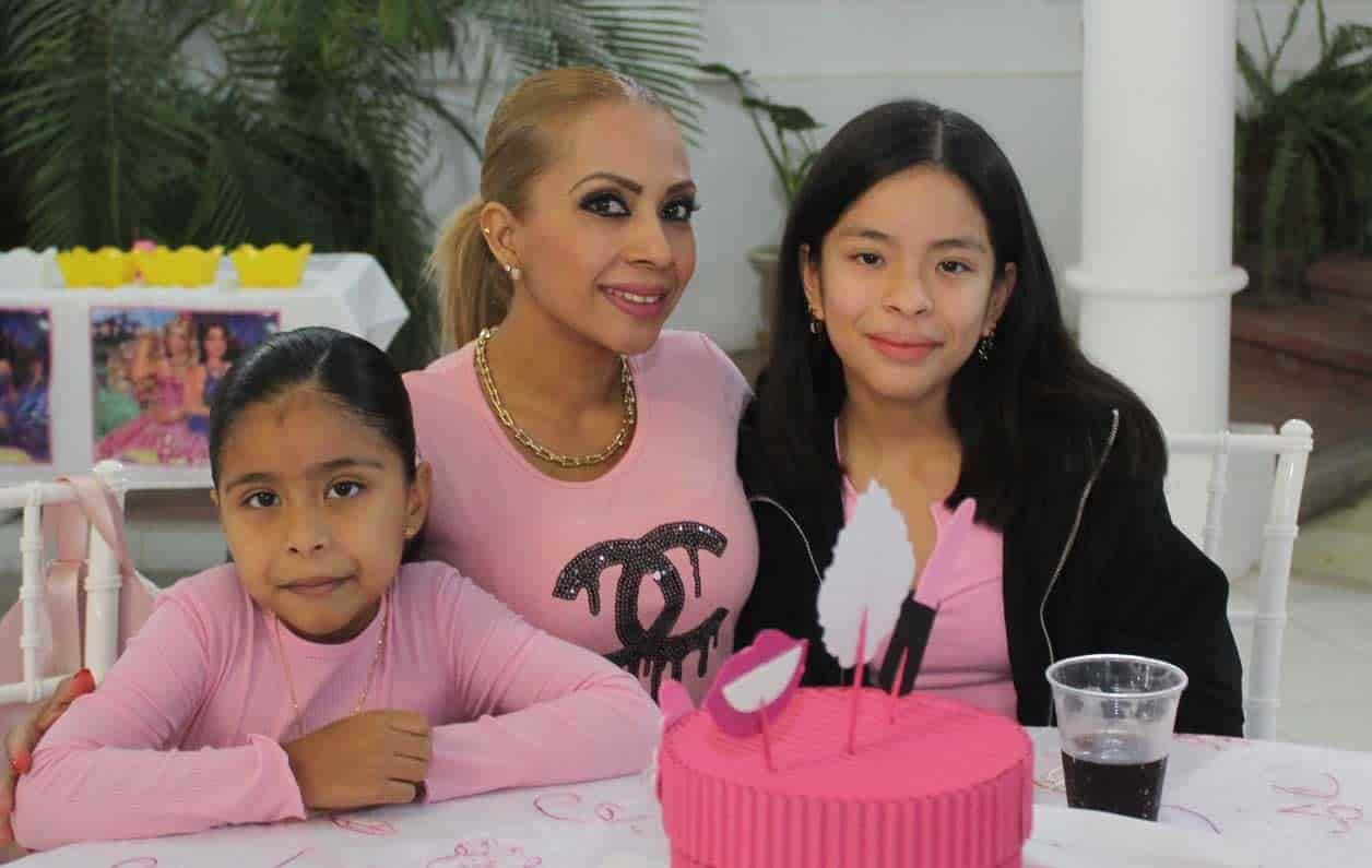 Elena, Paty y Frida