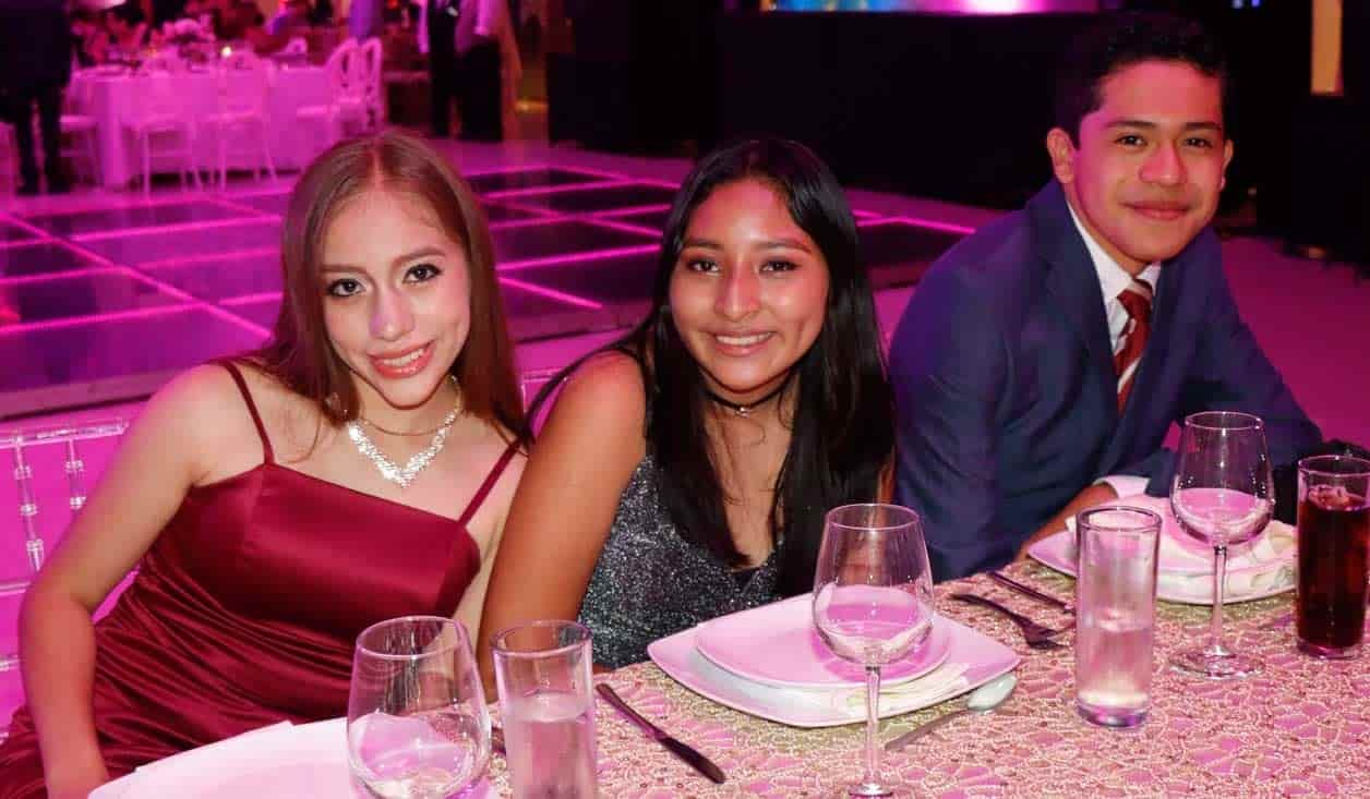 Lizeth, Daniela y Luis