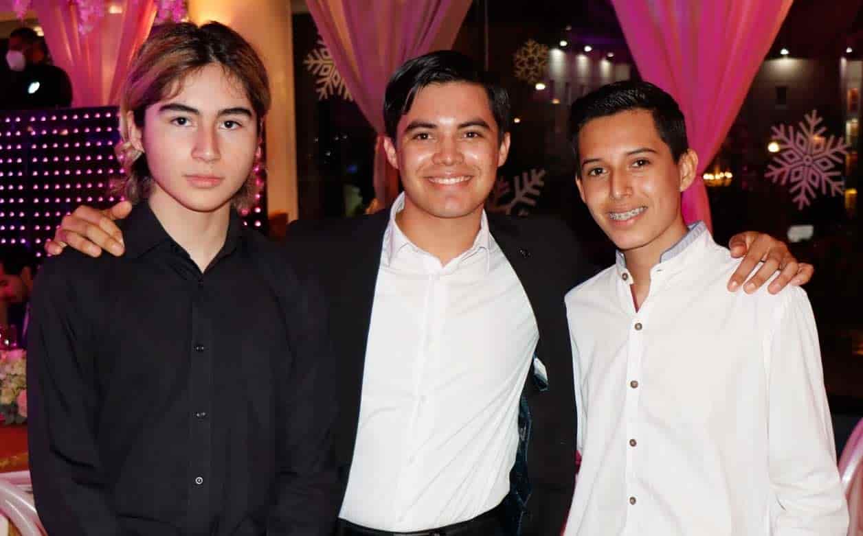 Luis, Jesu´s y Jhonatan