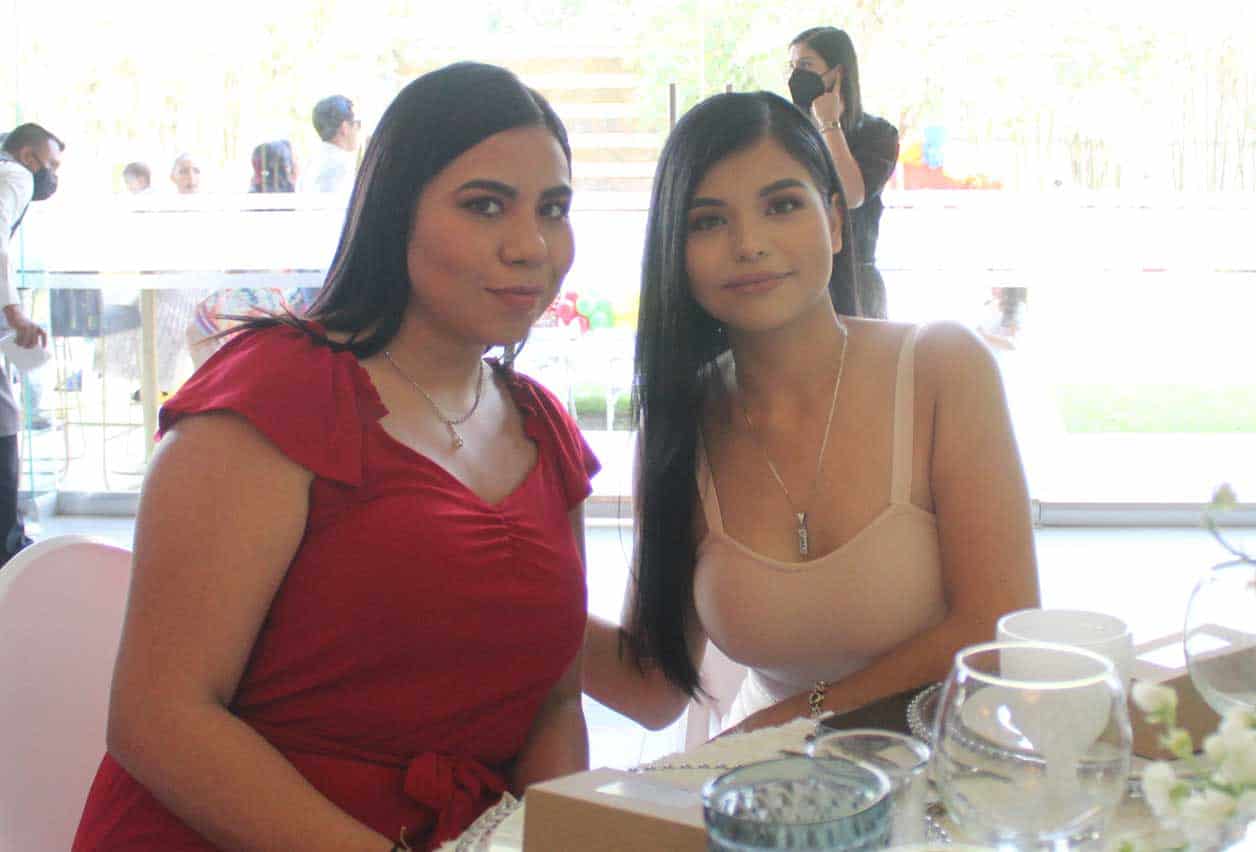 They y Gabriela