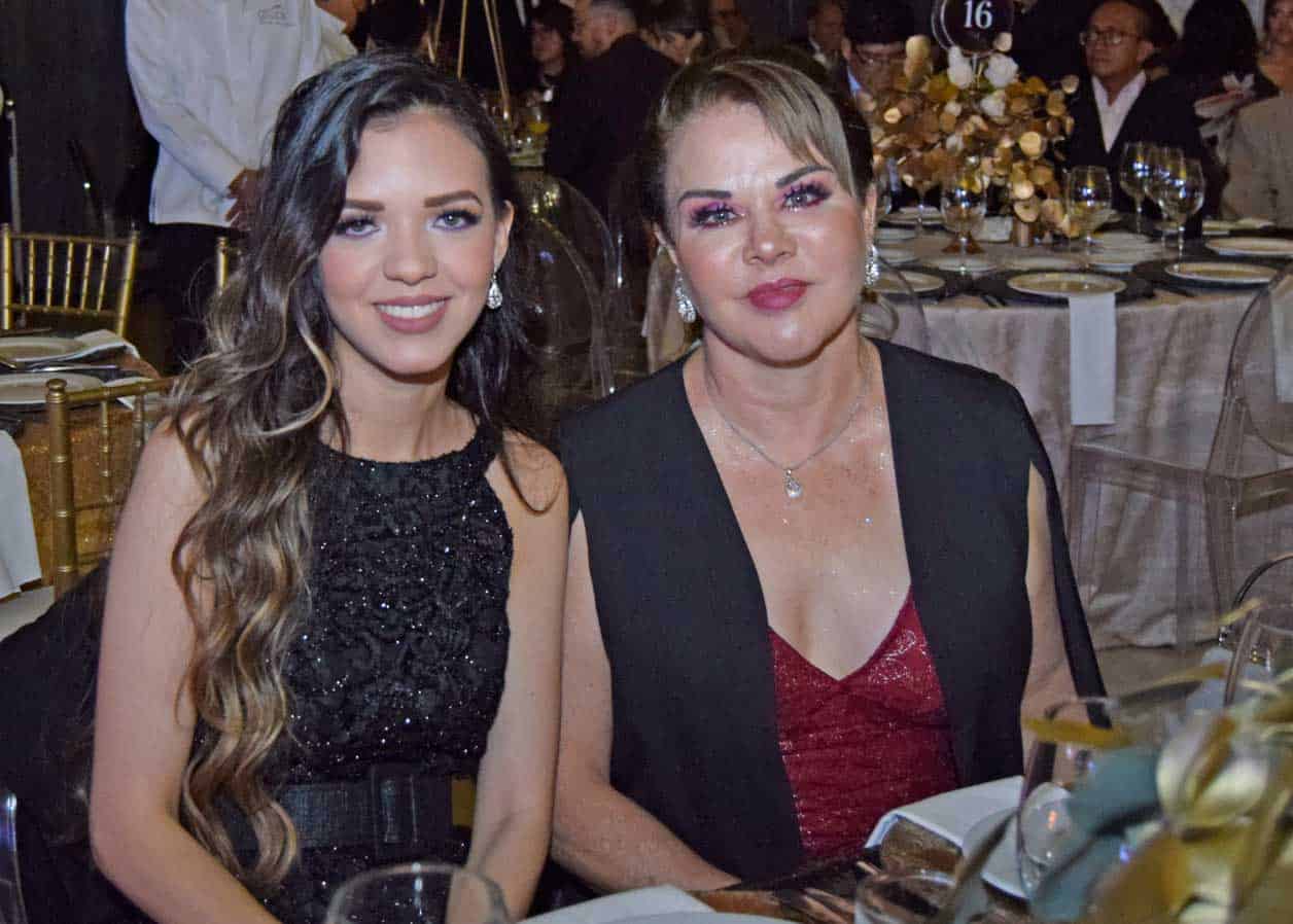 Susana y Victoria
