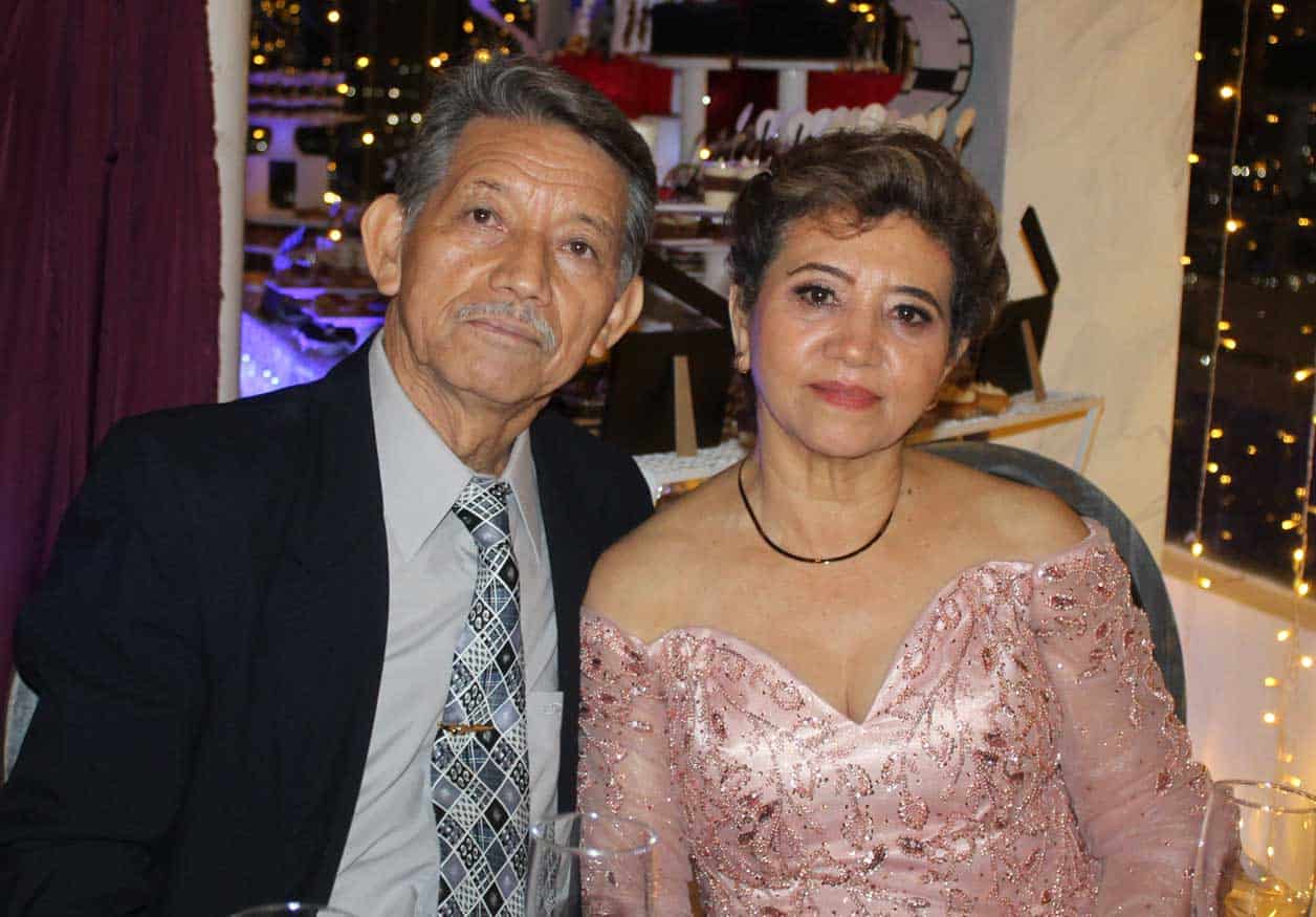 Harvey y Mari´a Elena