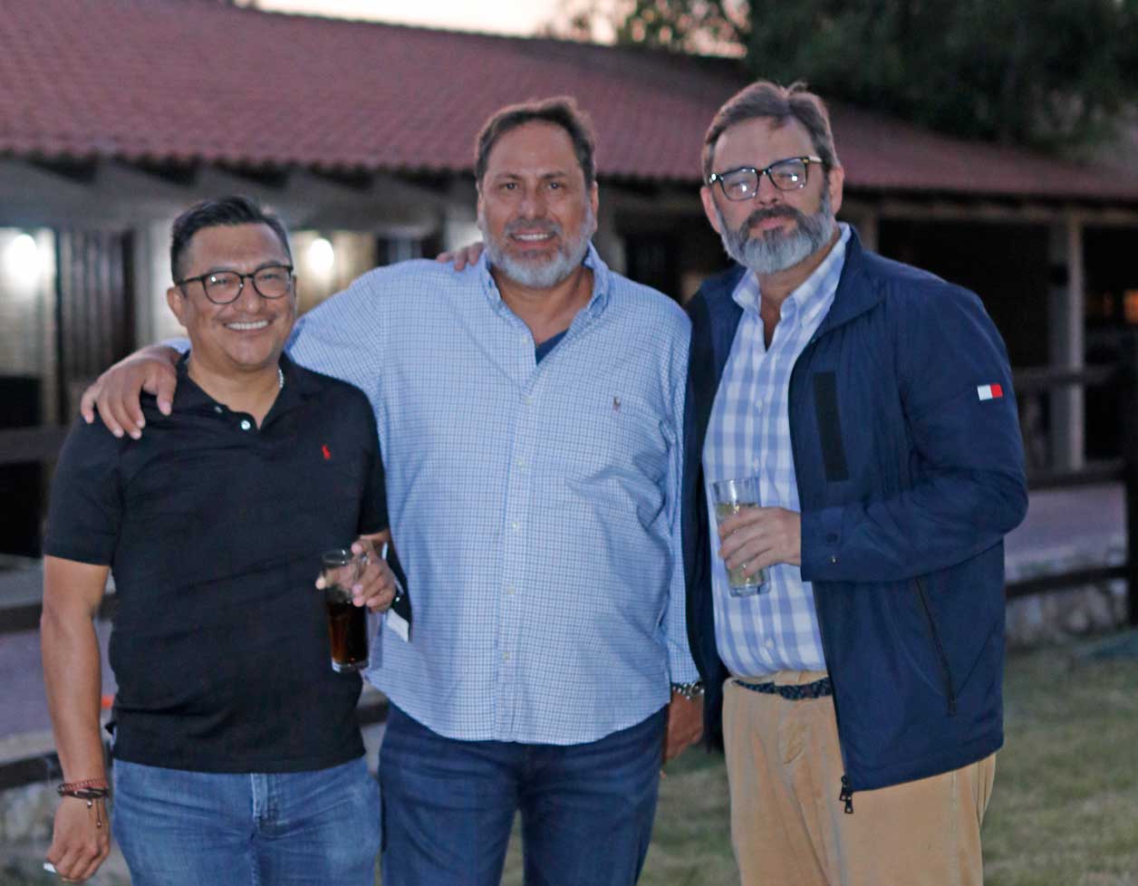 Ramo´n, Jorge y Pancho