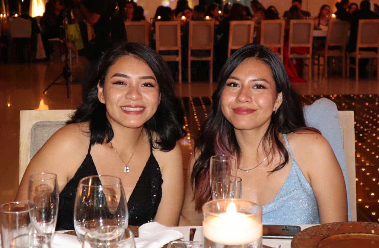 Compartieron amena plática