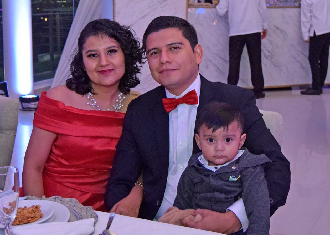 Vanessa, Julio y José