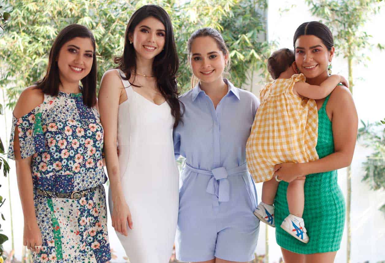 Paulina, Ale, Carolina y Adriana