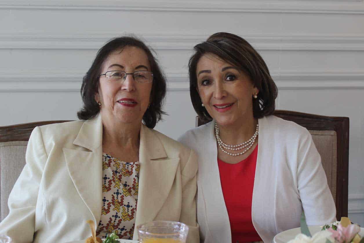 Mari´a Luisa y Beatriz