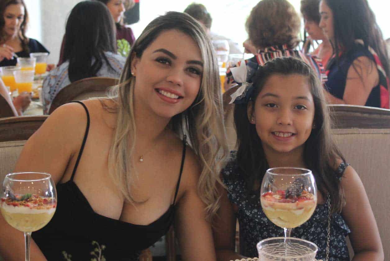 Encantadas con el festejo