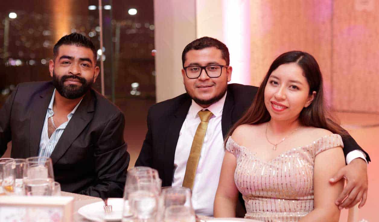Miguel A´ngel, Elías e Iris