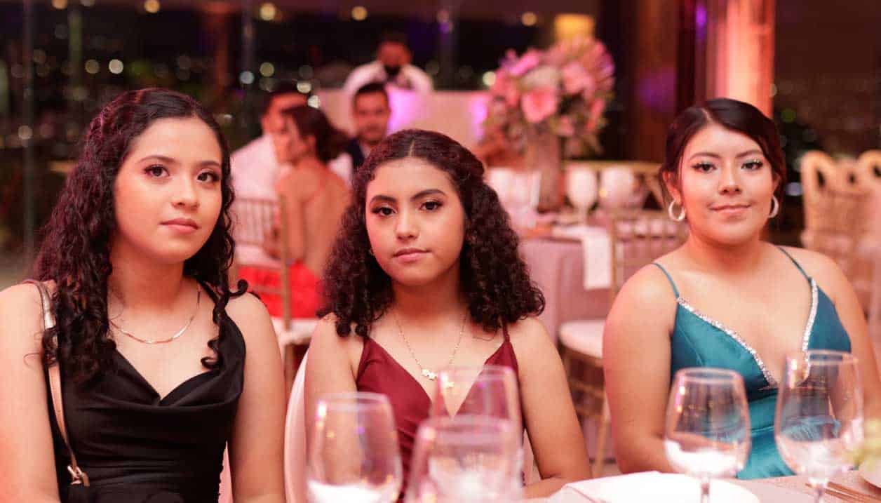 Frida, Gisele y Michel