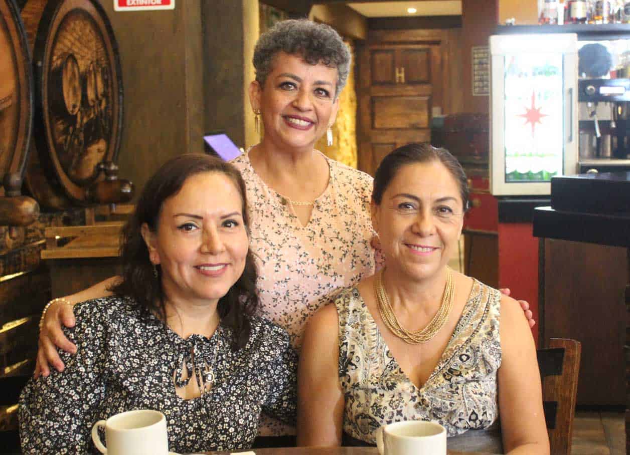 Kenia, Rosy y Rocío