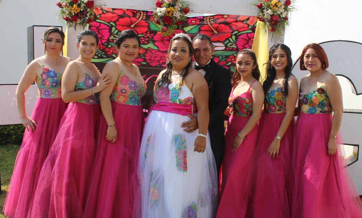 Les desearon lo mejor