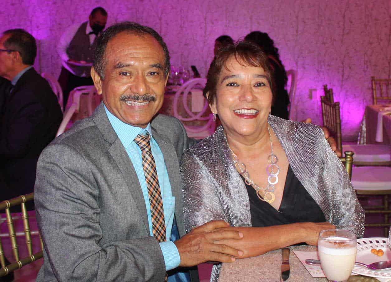 Juan Francisco y Mari´a Eugenia