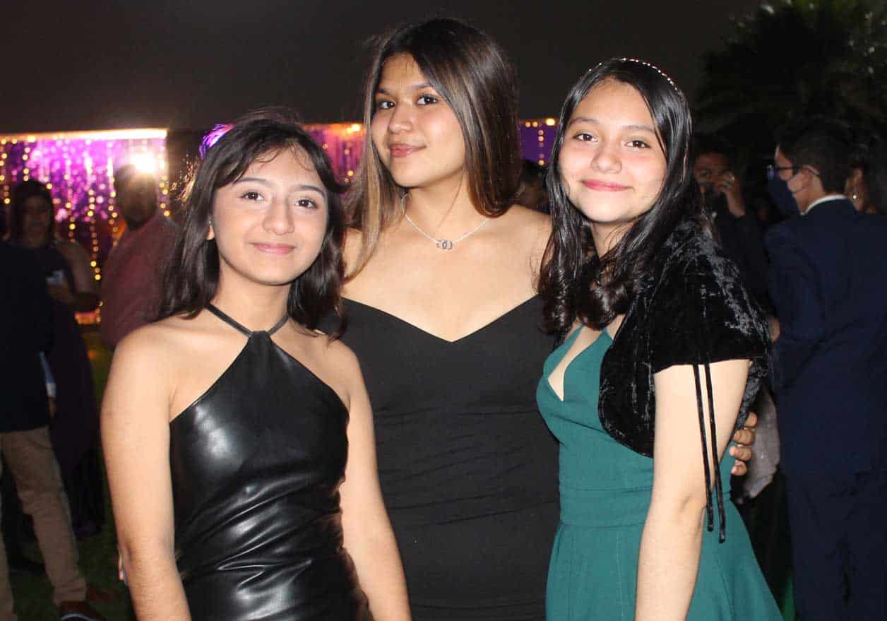 Ada Luz, Camila y Azzul