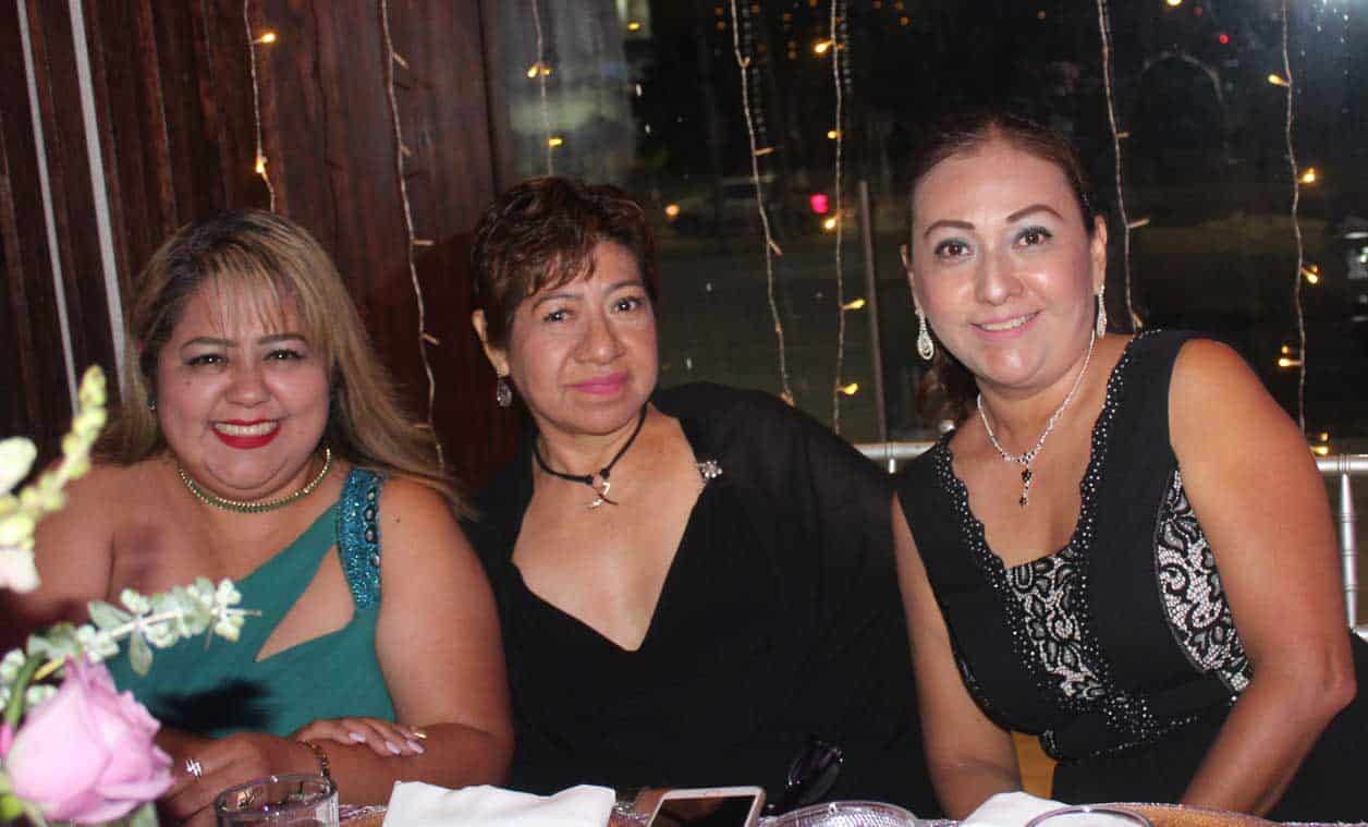 Gustosas asistieron