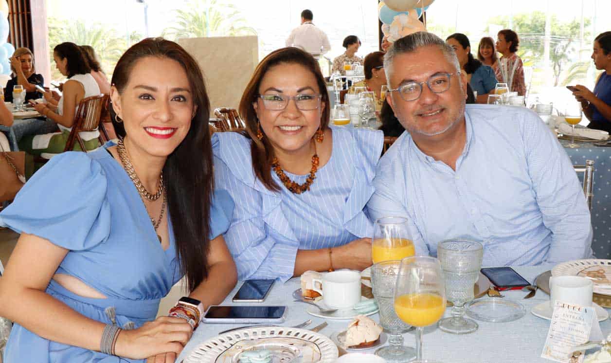 Teresa, Caro y Humberto