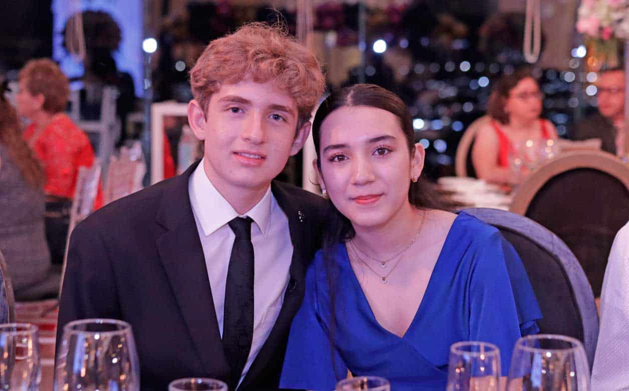 Leopoldo y Aiko