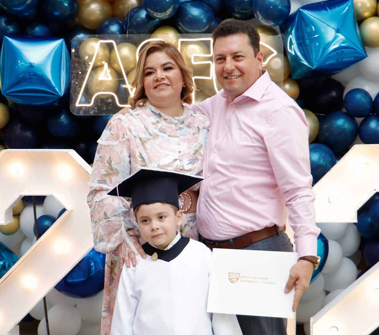 Muy felices