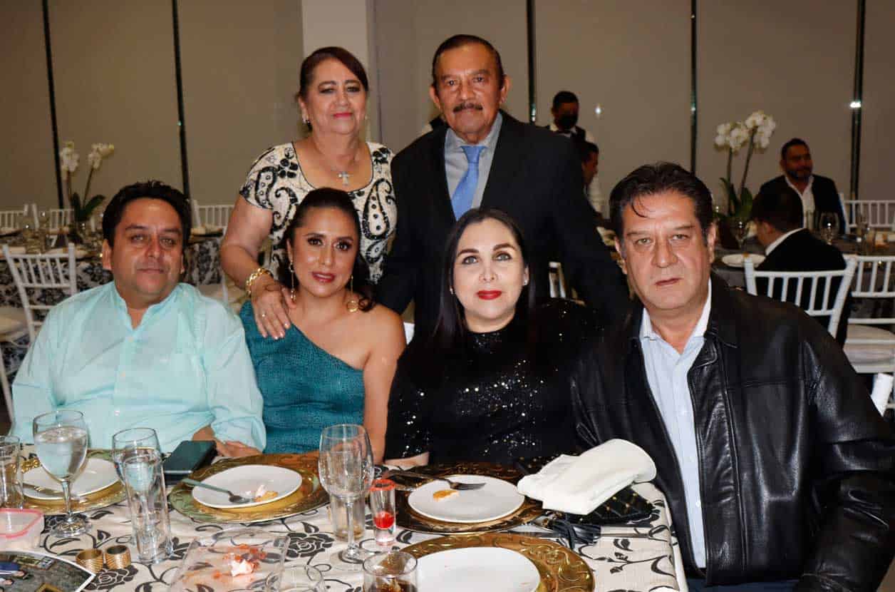 Encantados de asistir