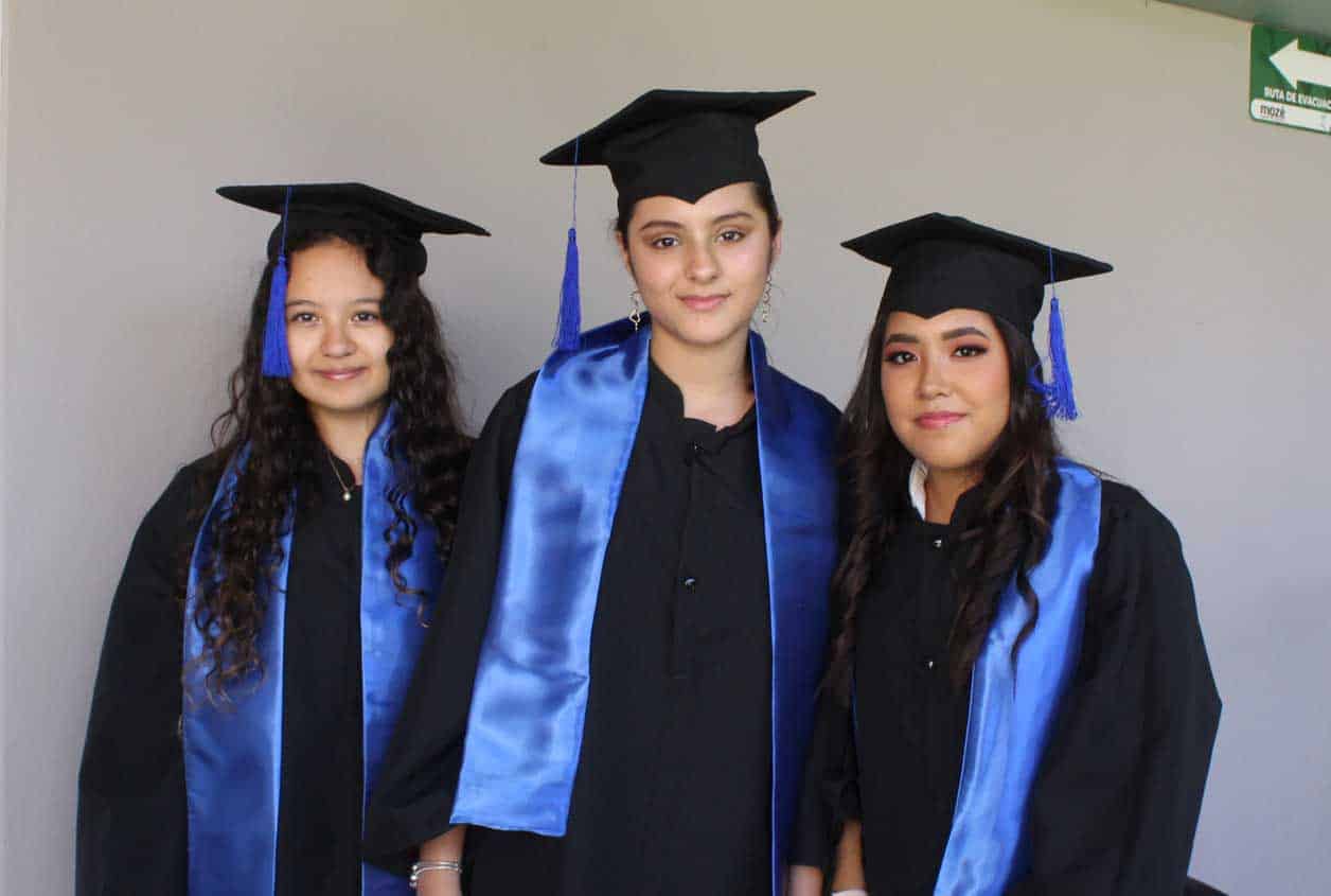 Ingrid, Karen y Ana Sophia