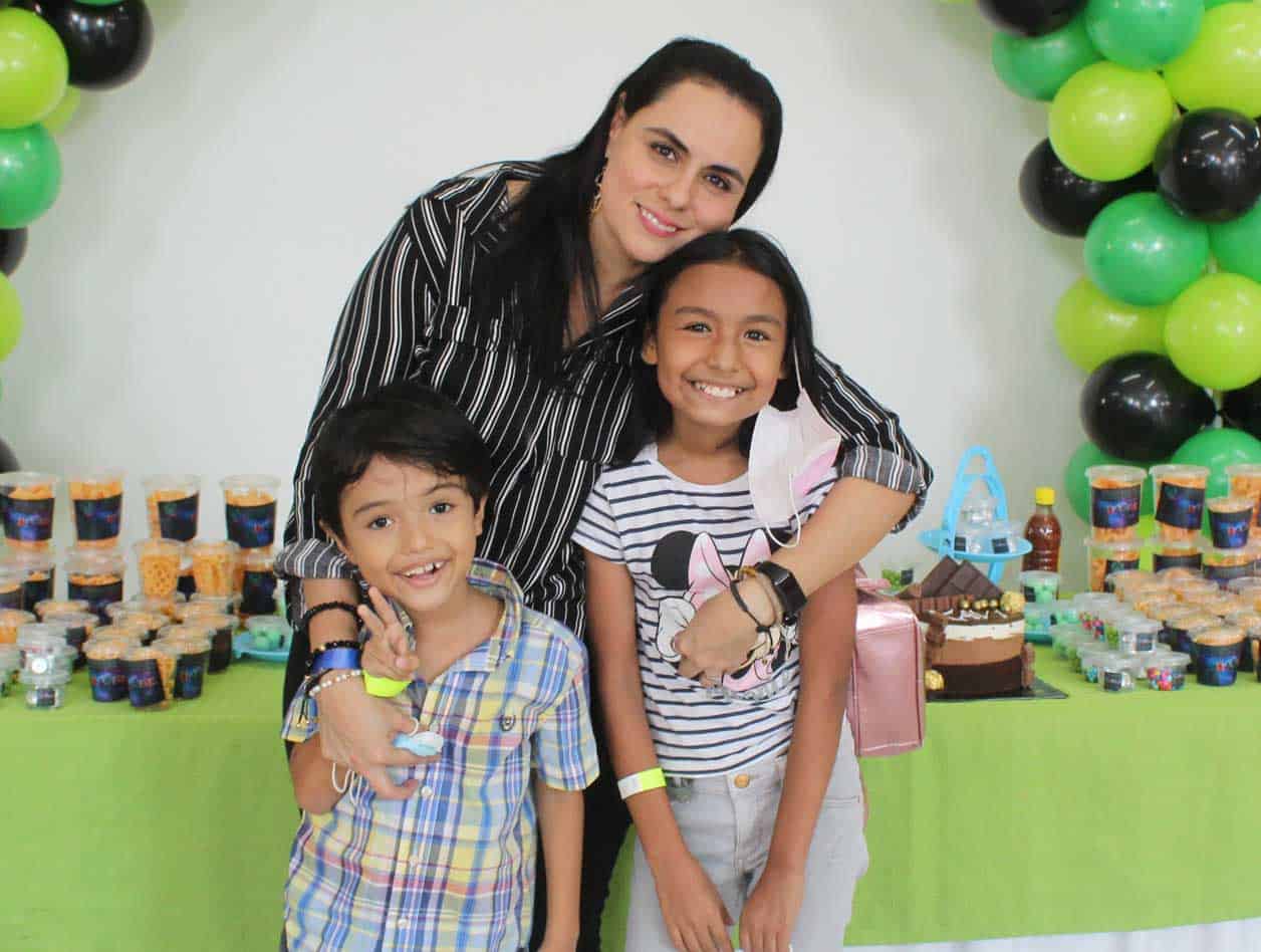 Viviana, Celeste y Matías