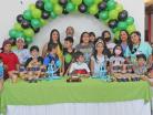 No dudaron en consentir al cumplean~ero